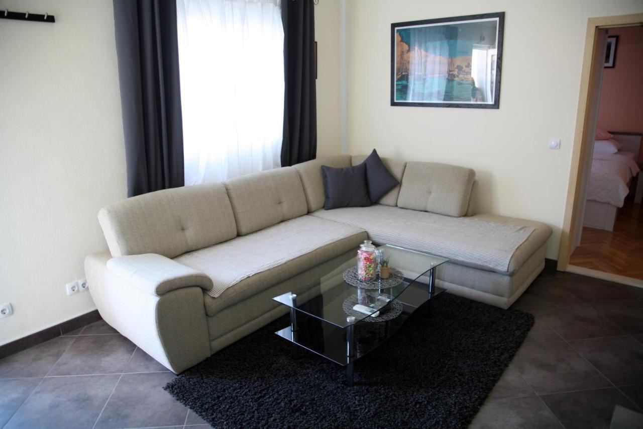 Apartment Del Mar Vinišće 外观 照片